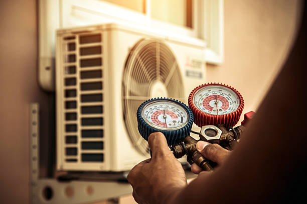 Professional Hvac Maintenance technician working in Beverly, MA